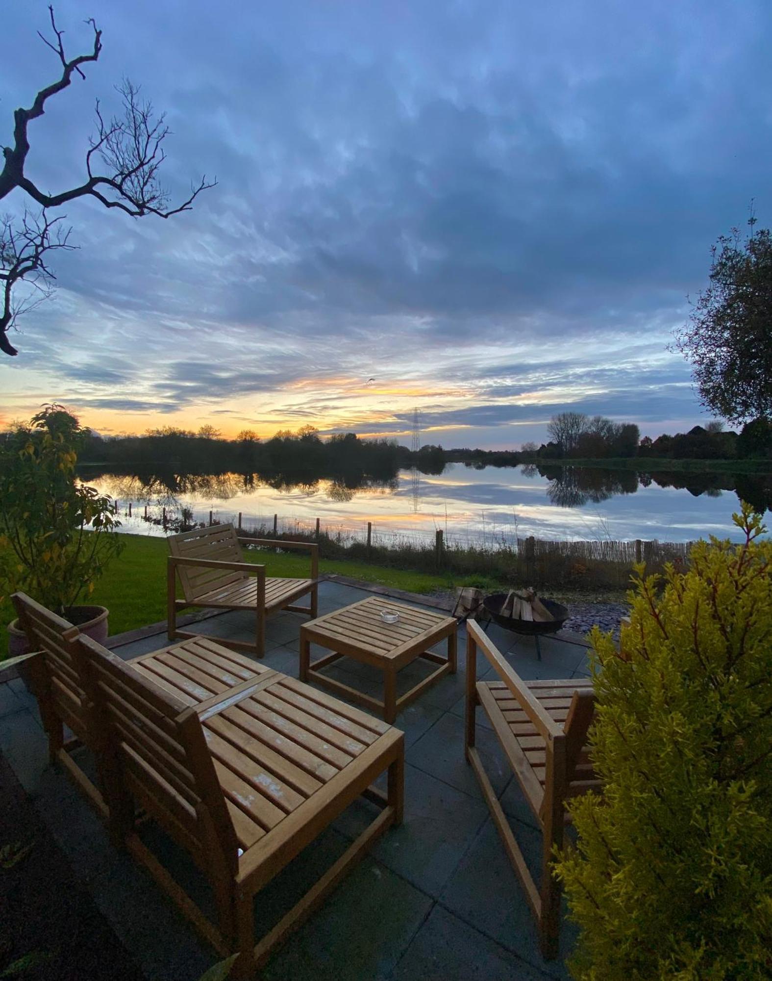 Villa Bailey'S Hideaway Portadown Exterior foto